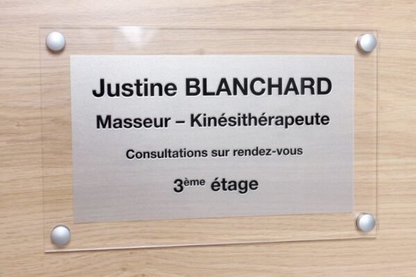 Plaque Plexiglas 8 mm – 40 x 25 cm – Image 3